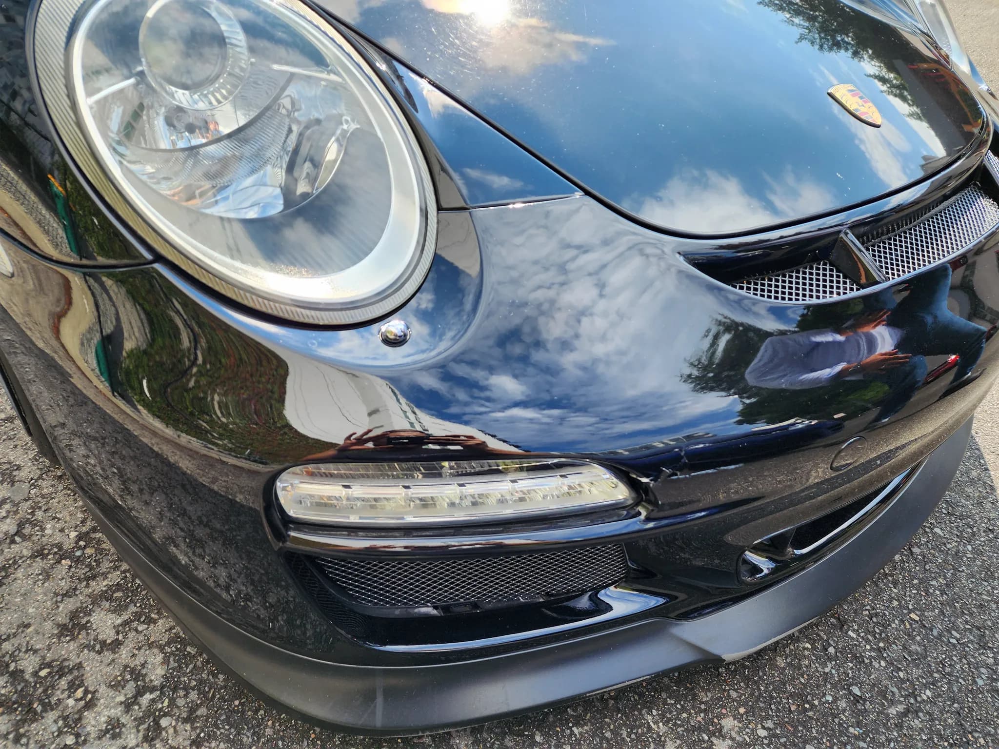 Porsche 997 Fiberglass repair — before